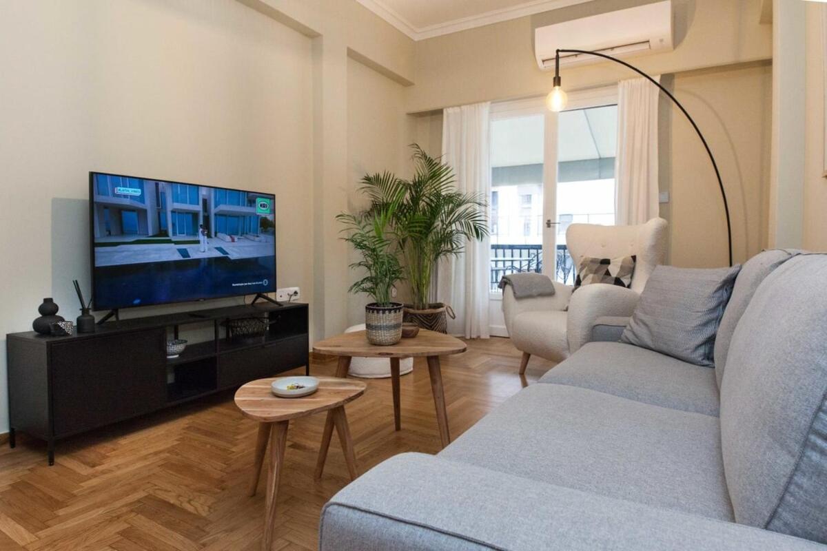 Pagrati Urban Oasis Getaway 2Bd Apt With Balcony Athén Kültér fotó