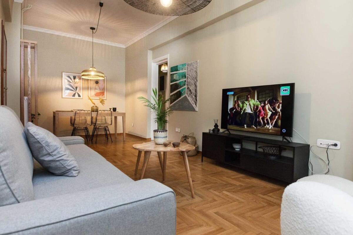 Pagrati Urban Oasis Getaway 2Bd Apt With Balcony Athén Kültér fotó